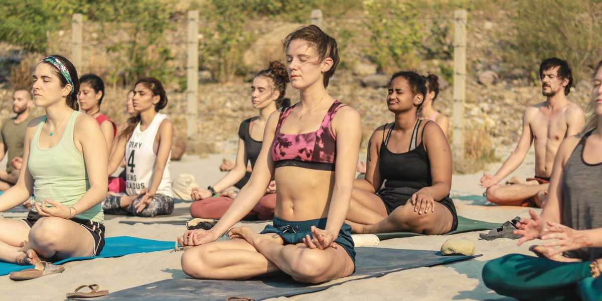 Discover the Best Yoga Teacher Training in Rishikesh